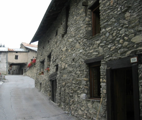 Casa de montaña en Villarodin / bourget / la norma para  12 •   4 dormitorios 