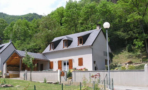 Maison  Saint lary soulan pour  3 •   4 toiles 