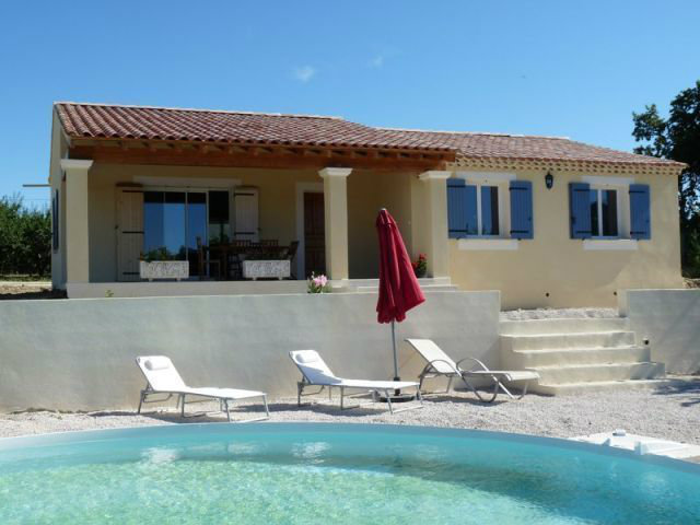 Gite in Malaucne for   6 •   with private pool 