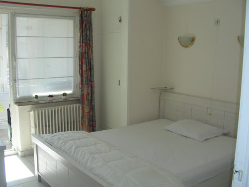 Flat in Oostende - Vacation, holiday rental ad # 38927 Picture #4 thumbnail