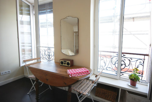 Studio in Paris - Vacation, holiday rental ad # 39409 Picture #3