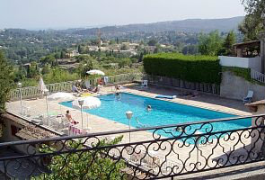 Flat in Saint-Paul de Vence - Vacation, holiday rental ad # 39829 Picture #4 thumbnail