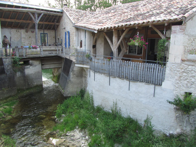 Gite à Brassac - Location vacances, location saisonnière n°39850 Photo n°12
