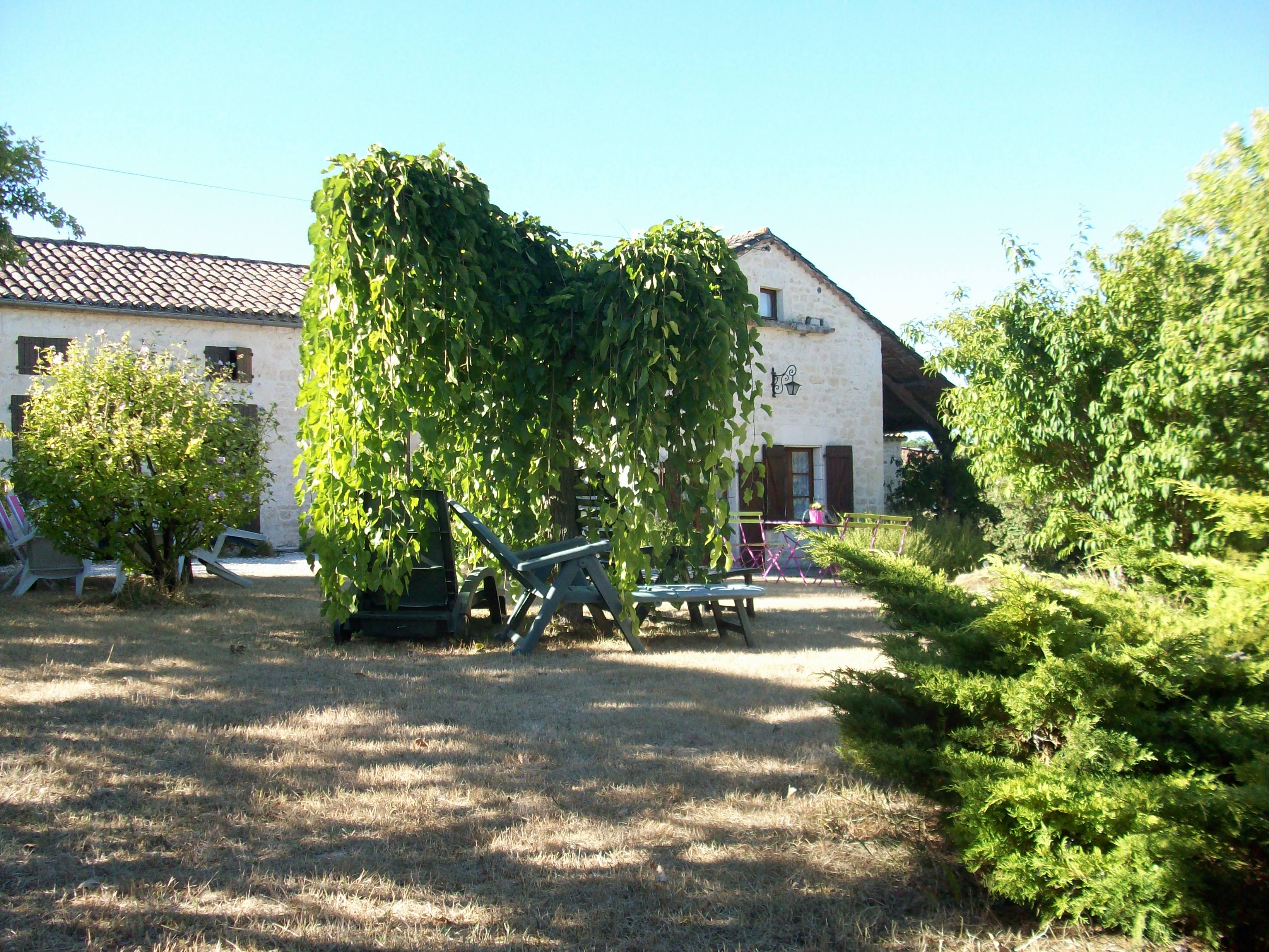 Maison,jardin prs Cahors - Indpendante,campagne tranquilllit  Vue d...