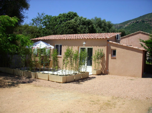 Casa en Appietto-ajaccio para  4 •   con terraza 