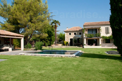 Maison  Cadenet pour  8 •   avec piscine prive 