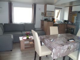 Chalet  St brevin les pins pour  8 •   4 toiles 