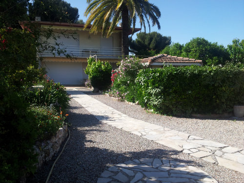 House in Cannes for   8 •   2 bedrooms 