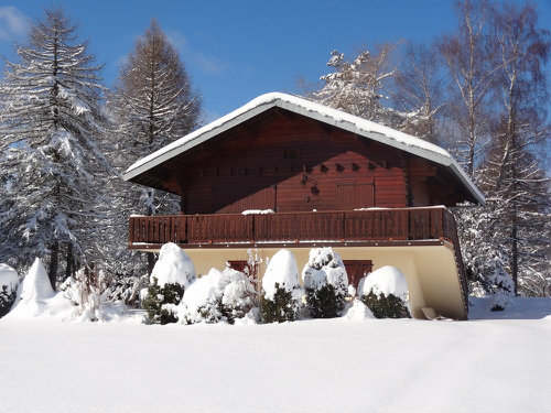 Chalet  Le frasnois pour  5 •   vue sur lac 