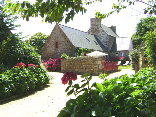 Gte de charme - chemine - La Ferme de ma mre Authentique maison bre...