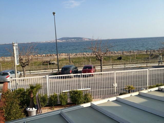 Appartement  Meze pour  6 •   vue sur mer 