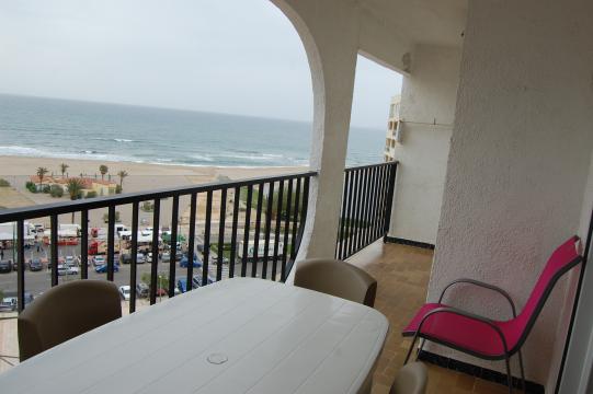 Flat in Empuriabrava - Vacation, holiday rental ad # 40760 Picture #5 thumbnail