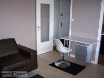 Studio in Grenoble - Vacation, holiday rental ad # 40890 Picture #4 thumbnail