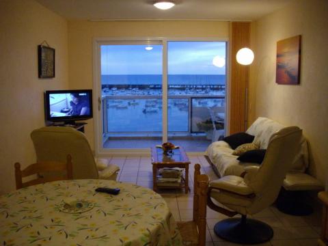 Flat in Jard sur mer for   4 •   with terrace 