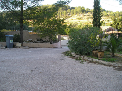 House in Bandol for   4 •   yard 