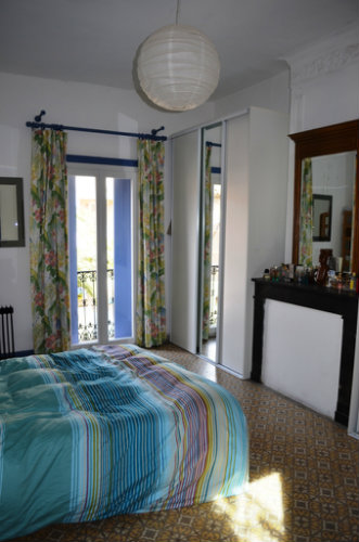 Huis 6 personen Le Pouget - Vakantiewoning