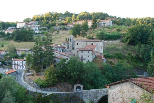 Appartement  Piazza al serchio pour  10 •   avec piscine prive 