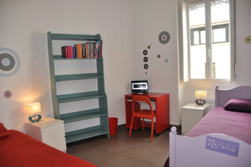 Flat in Avignon - Vacation, holiday rental ad # 42531 Picture #7
