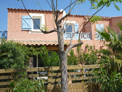 House in Narbonne-plage for   6 •   private parking 