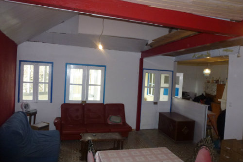 House in Proximit de chavs for   6 •   animals accepted (dog, pet...) 