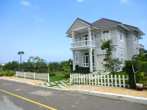 House in Mui ne for   11 •   view on sea 