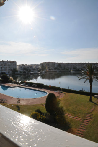 Flat in Empuriabrava - Vacation, holiday rental ad # 43032 Picture #1