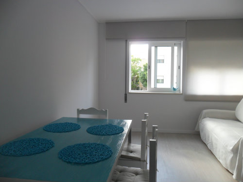 Flat in Lisbon - Vacation, holiday rental ad # 43148 Picture #7 thumbnail