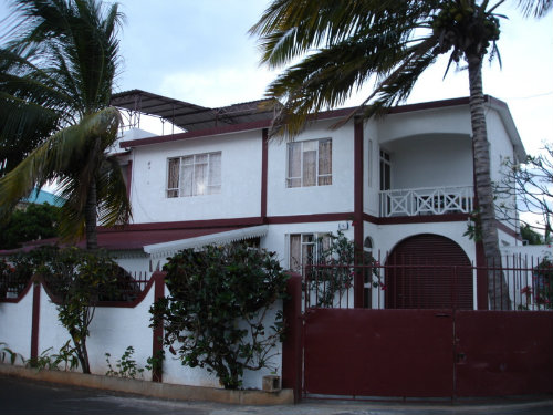 Casa en Albion para  8 •   con piscina privada 