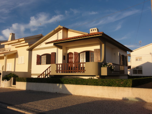 Huis in Costa de lavos-figueira da foz voor  4 •   tuin 