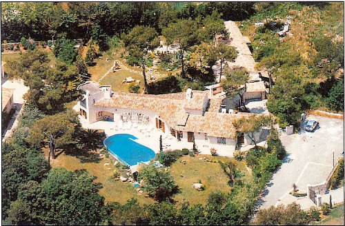 Maison  Mougins pour  12 •   prestations luxueuses 