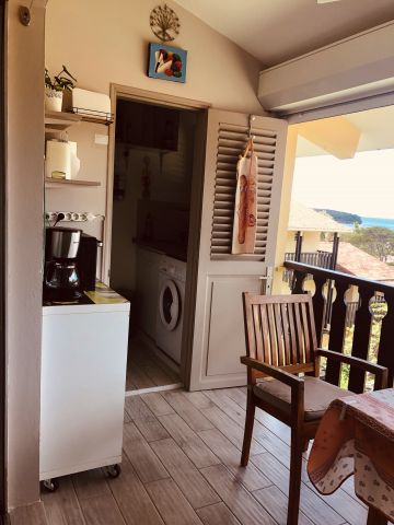Flat in Sainte Anne - Vacation, holiday rental ad # 44013 Picture #9