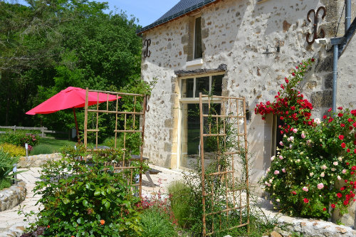 Casa rural en Azay le rideau para  9 •   con piscina privada 