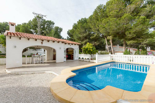 House in Moraira for   5 •   with private pool 