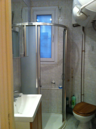 Studio in Paris - Vacation, holiday rental ad # 44355 Picture #11