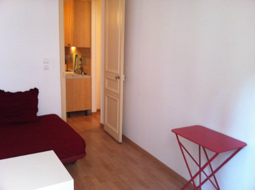 Studio in Paris - Vacation, holiday rental ad # 44355 Picture #4