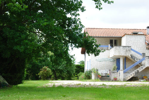 Casa rural en Saint martin de laye para  7 •   parking privado 