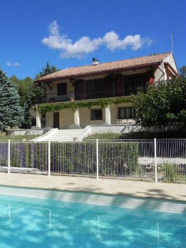 Gte rural en Provence - Location de vacances avec piscine Pour amateu...