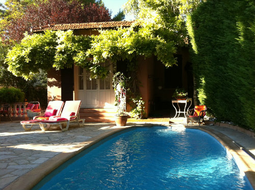 Studio in Aix-en-provence for   2 •   with shared pool 