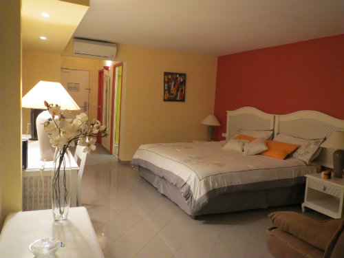 Studio  Le gosier pour  3 •   1 chambre 