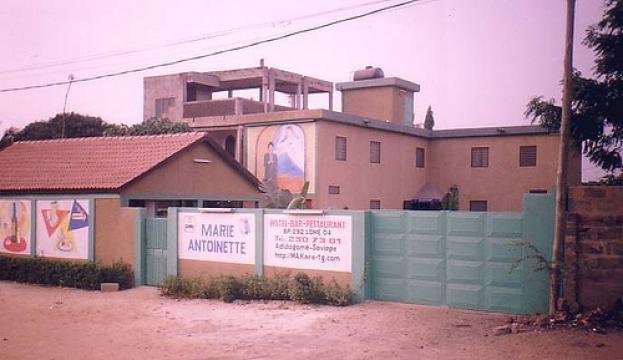 Casa en Lome para  20 •   2 estrellas 