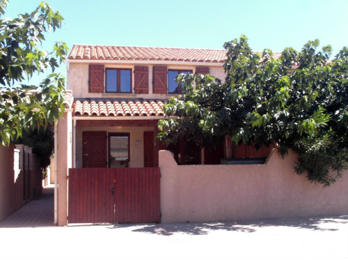 Haus in Sainte marie la mer fr  8 •   mit Terrasse 