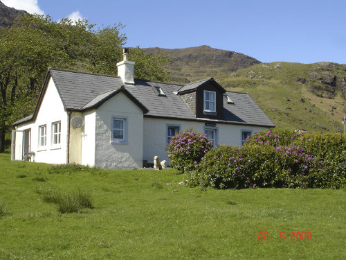 House in Lochbuie, isle of mull for   6 •   view on sea 