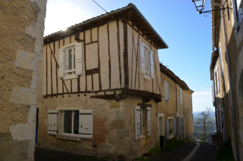 Lectoure -    1 chambre 