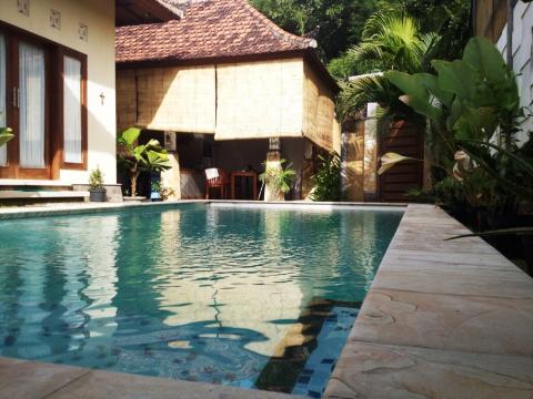 Haus in Umalas fr  6 •   mit privat Schwimmbad 