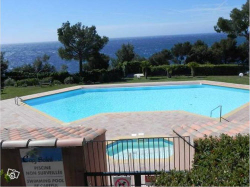 Appartement  Saint mandrier sur mer pour  5 •   parking priv 