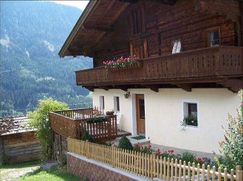 Ferme  Zell am ziller pour  14 •   avec terrasse 