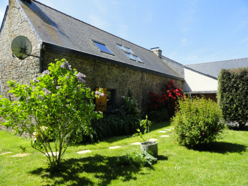 Maison typique bretonne - Longere avec jardin