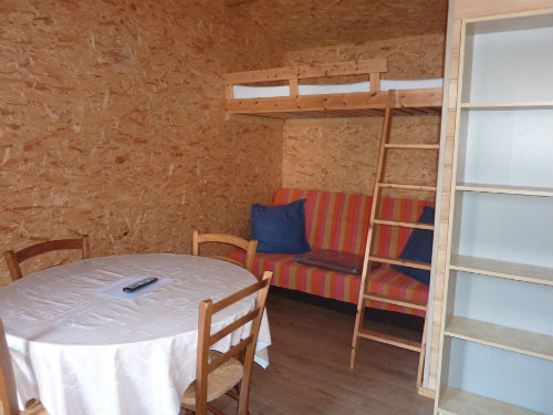 Chalet in Lalinde voor  3 •   1 badkamer 