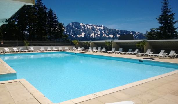 Flat in Chamrousse for   7 •   with terrace 