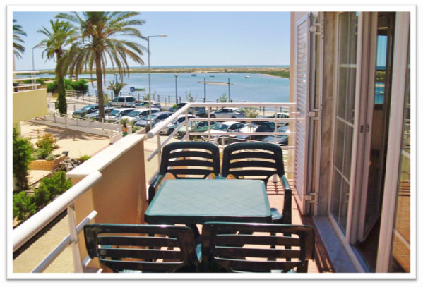 Appartement in Cabanas de tavira pp fr  4 •   Privat Parkplatz 